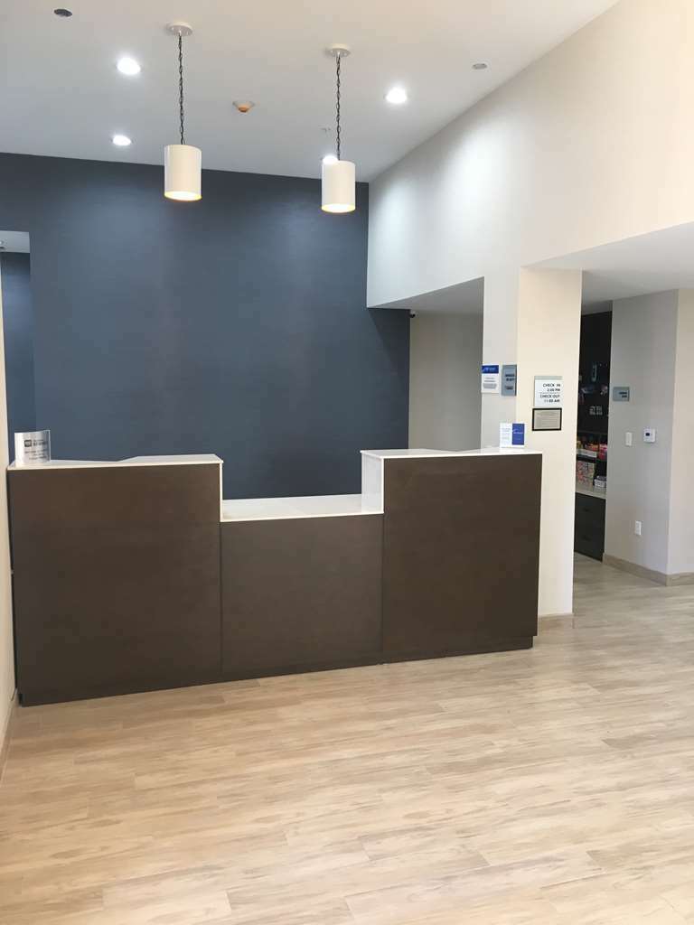 Best Western Plus New Barstow Inn & Suites Interior photo
